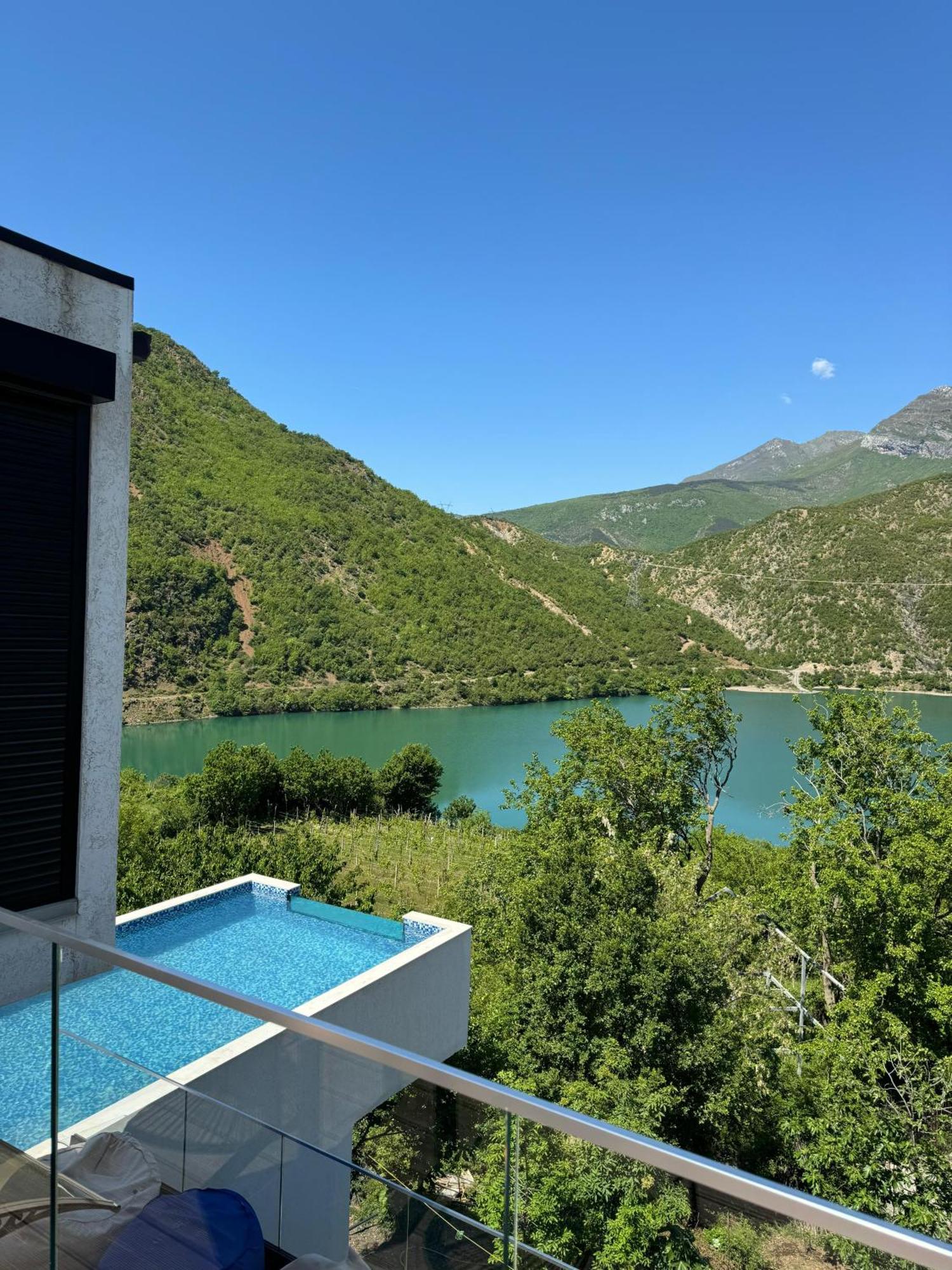 Koman Paradise By Romina Shkodra Kültér fotó