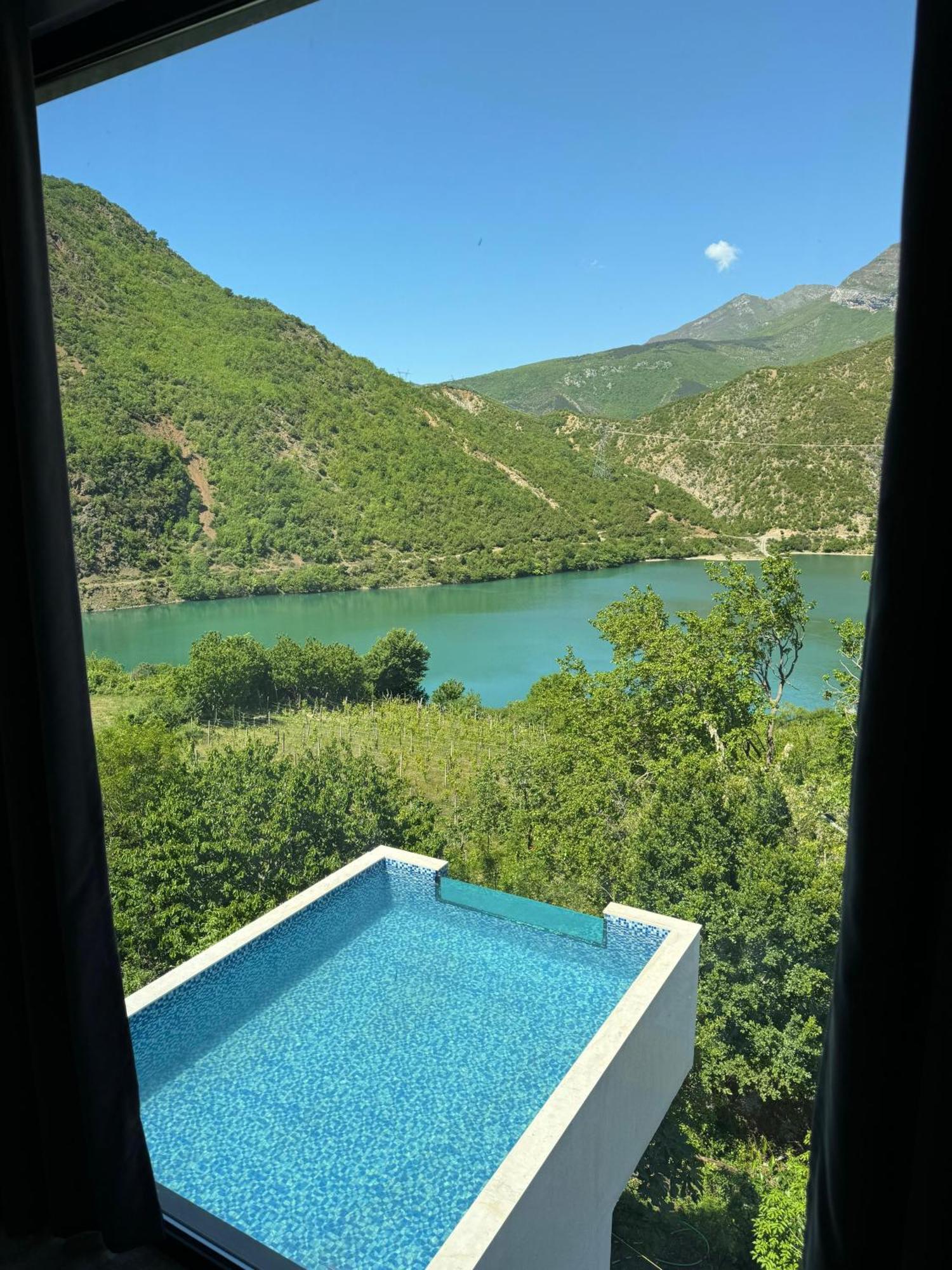 Koman Paradise By Romina Shkodra Kültér fotó